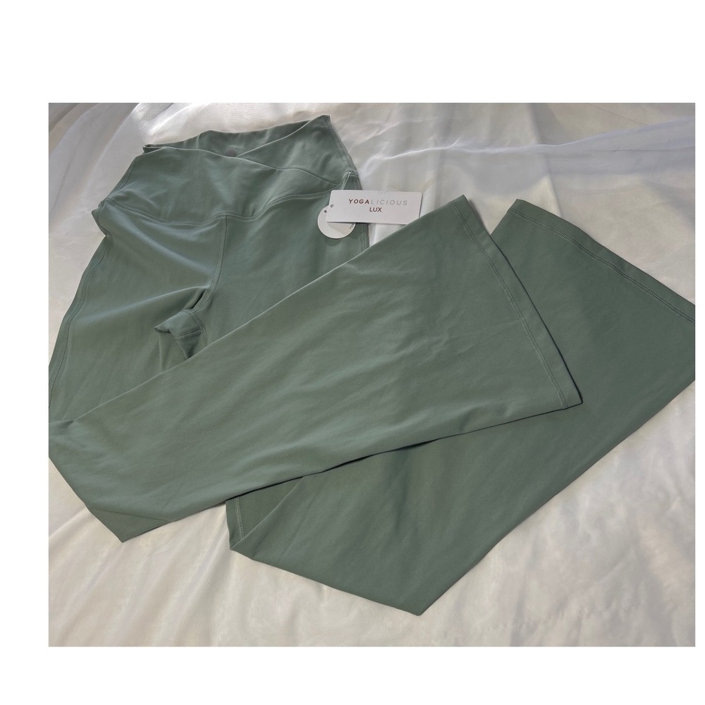 YOGALICIOUS LUX‎ Madison Crossover Ribbed Flare Leggings Sage Green Size S